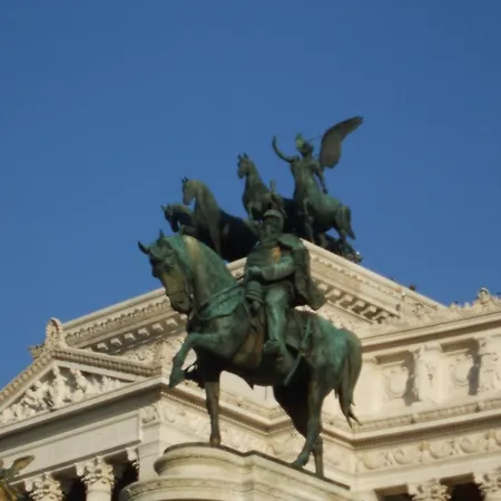 2 Be Colosseo Roma