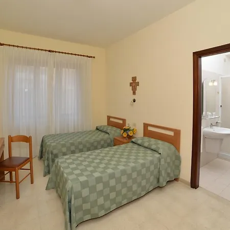 Szálloda Casa Piccole Ancelle Di Cristo Re
