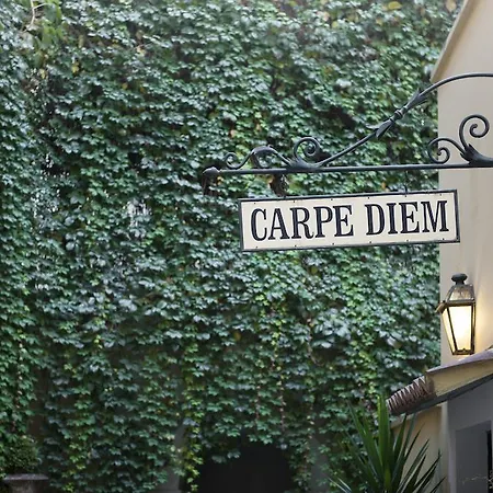 Bed and breakfast Piazza Di Spagna 9 Roma