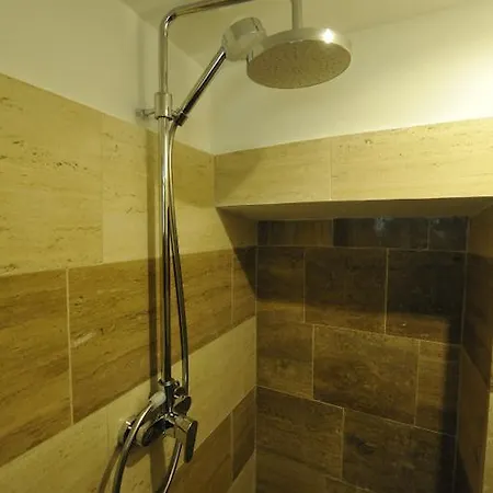 Appartamento Hella Ibernesi 23 Fori Imperiali Inn, New Gestion! *