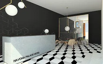 מלון Navona Theatre