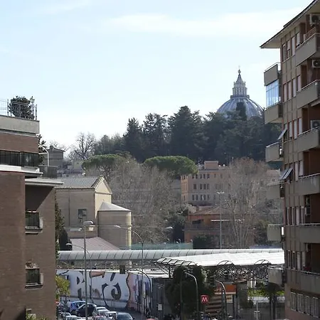 Casa de Férias Eroi Al Vaticano *