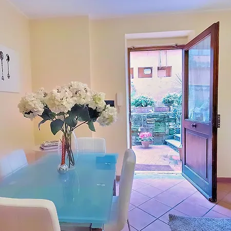 Apartment Cortile House *