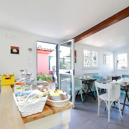 Bed & Breakfast Li Rioni Bed & Breakfast Rome