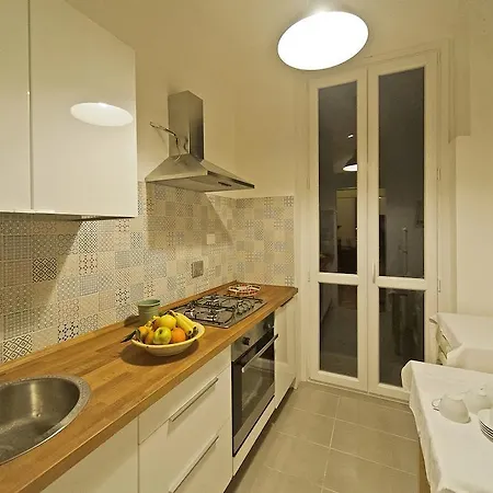 Gloria'S House In Rome