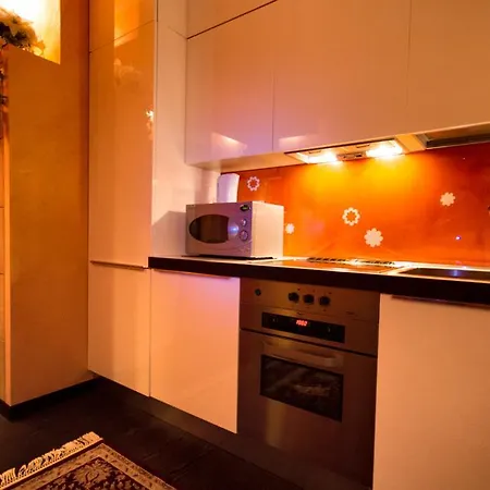 Apartment Holiday Magenta *