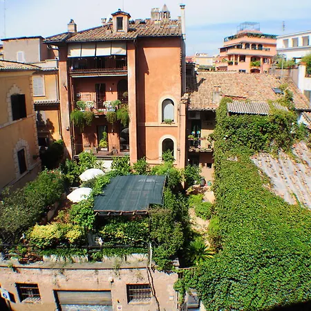 Alojamento de Acomodação e Pequeno-almoço Little Rhome Roma