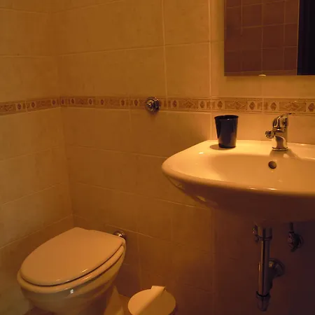 Bed & Breakfast H501 *