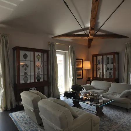 Maison d'hôtes La Scelta Di Goethe - Luxury Rome
