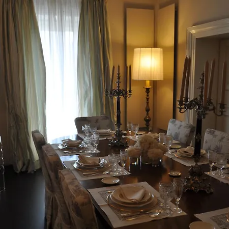 Maison d'hôtes La Scelta Di Goethe - Luxury Rome