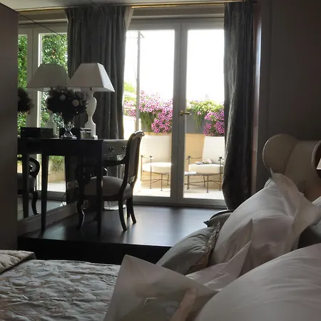 Maison d'hôtes La Scelta Di Goethe - Luxury Rome