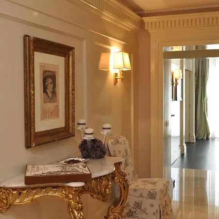 Maison d'hôtes La Scelta Di Goethe - Luxury 2*