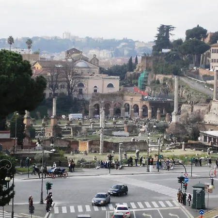 2 Passi Al Colosseo Oda ve Kahvaltı 2*