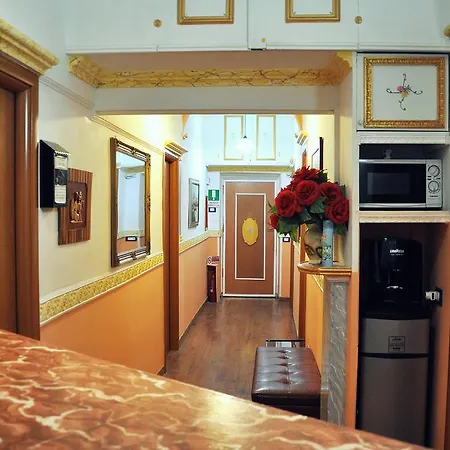 Bed & Breakfast Adone House Rome