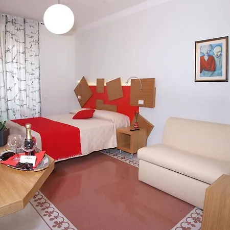 Bed & Breakfast Adriano Augusto 5*