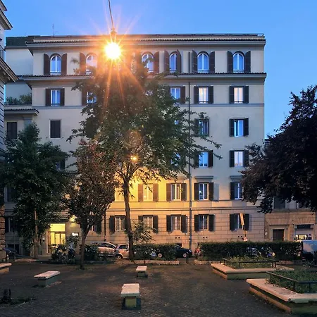 Trianon Borgo Pio Roma