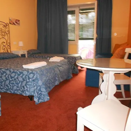 Hotel Rona