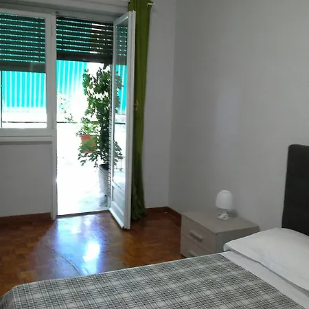 Guest house Olimpica Relais Guest House 2*