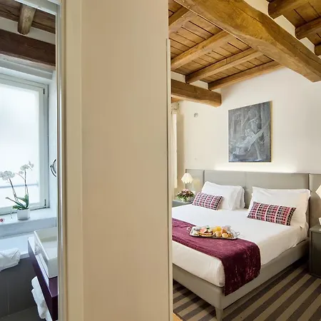 Trevi Palace Luxury