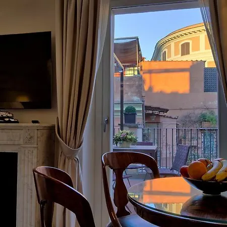 מלון Trevi Palace Luxury רומא