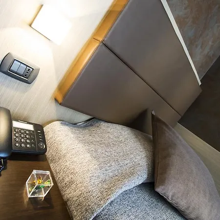 Hotell Charter 2*