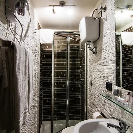 Hotell Charter Rom