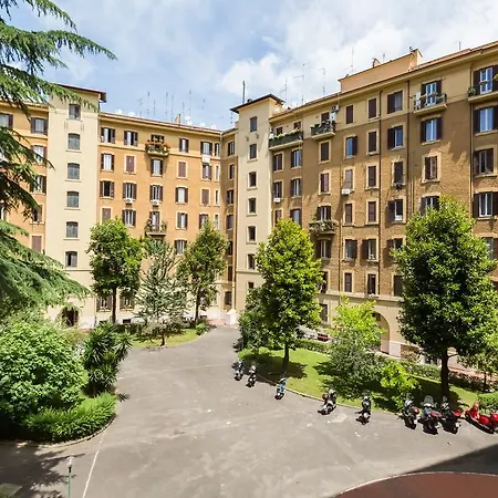 Bed & Breakfast Bq House Milizie Luxury
