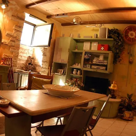 Hospitales Del Pellegrino - Trastevere Rome