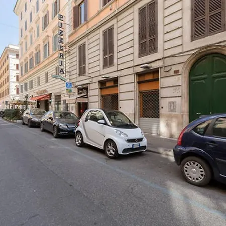 Rome Apartment With Terrace Autonomous Rome