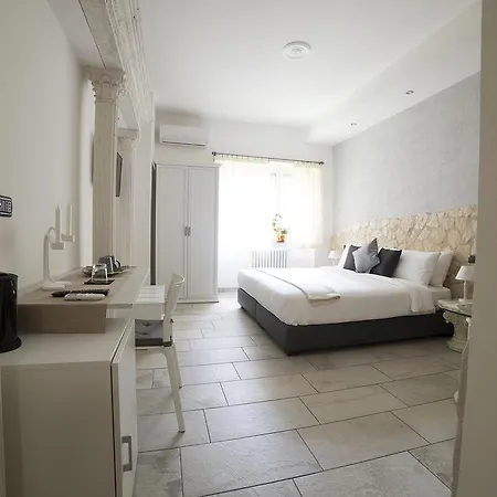Guest house Mirabilia 3*