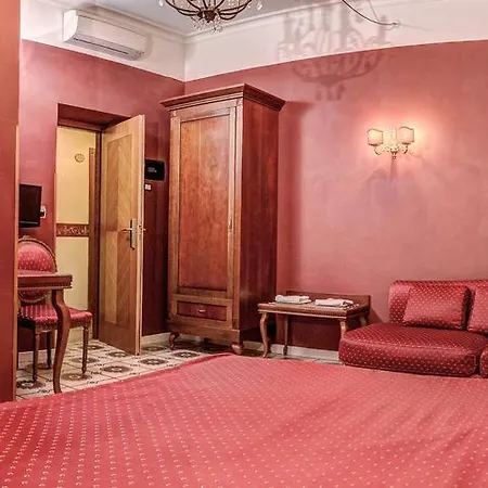 Hotel Foro Imperatori 3*