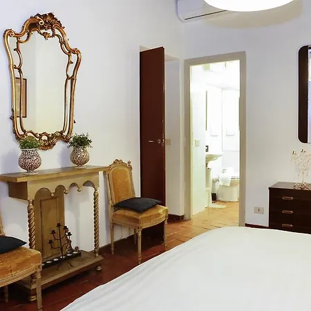 Apartment Vicolo Grotte 14 Rome