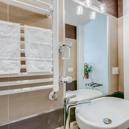 Penta Luxury House