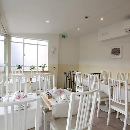 Apartment La Fenice Rome