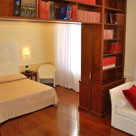 Affittacamere Luxury Ludovisi 3*