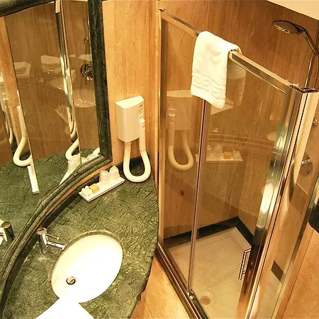Affittacamere Luxury Ludovisi 3*