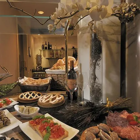 Hotel Western Piccadilly 4*