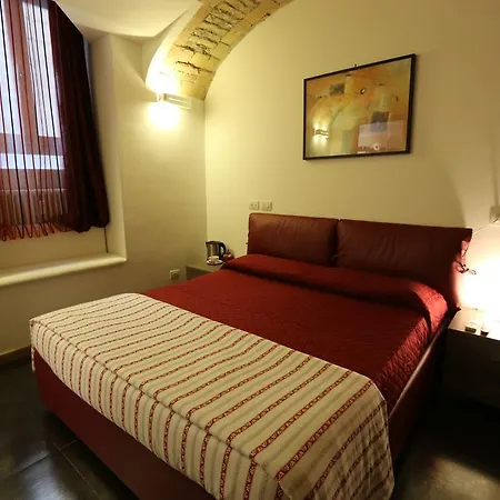 Affittacamere Residenza Adriana 2*