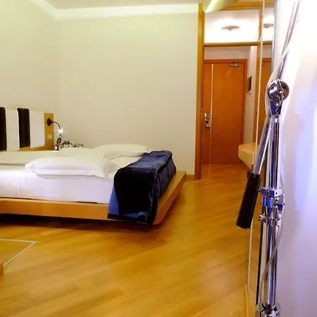 Hotel Franklin Feel The Sound Rome