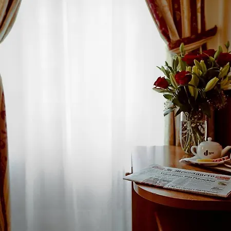 Hotel Saturnia 2*