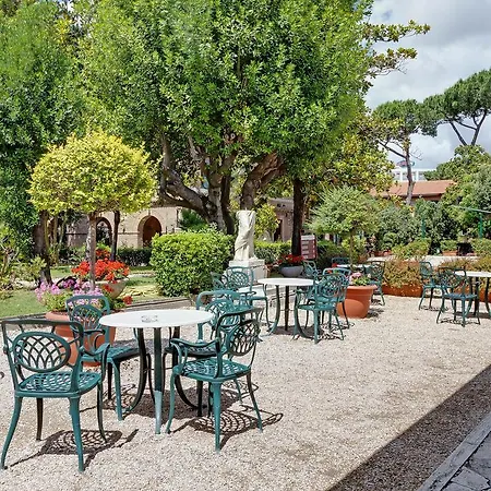 Otel The Church Village 3*