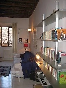 דירה Portico D'ottavia Luxury & Philosophy רומא