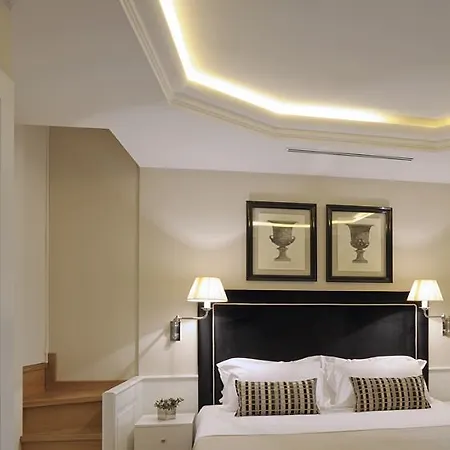 Trevi Palace Luxury Rom