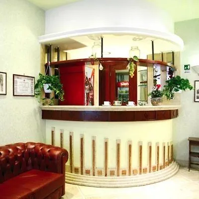 Hotel Dina