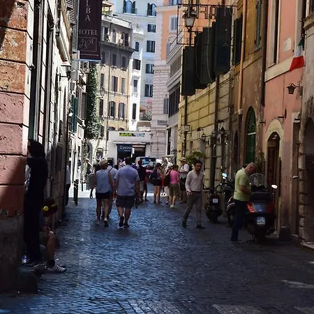 Happy Lion Rome