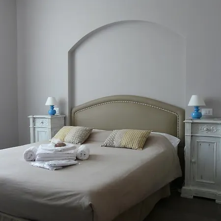 Bed & Breakfast Li Rioni Bed & Breakfast *