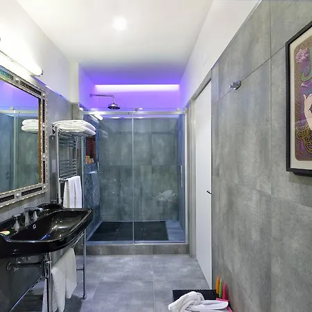 Guest house Condotti 3*