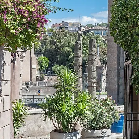 Apartment Rental In Rome Teatro Marcello *