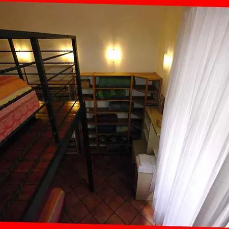 Aabacus Pyramid House Rome