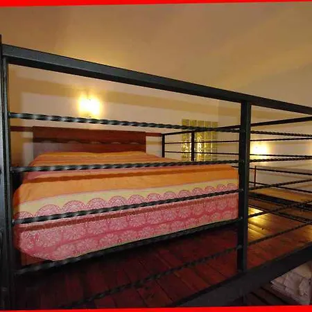 Aabacus Pyramid House Rome